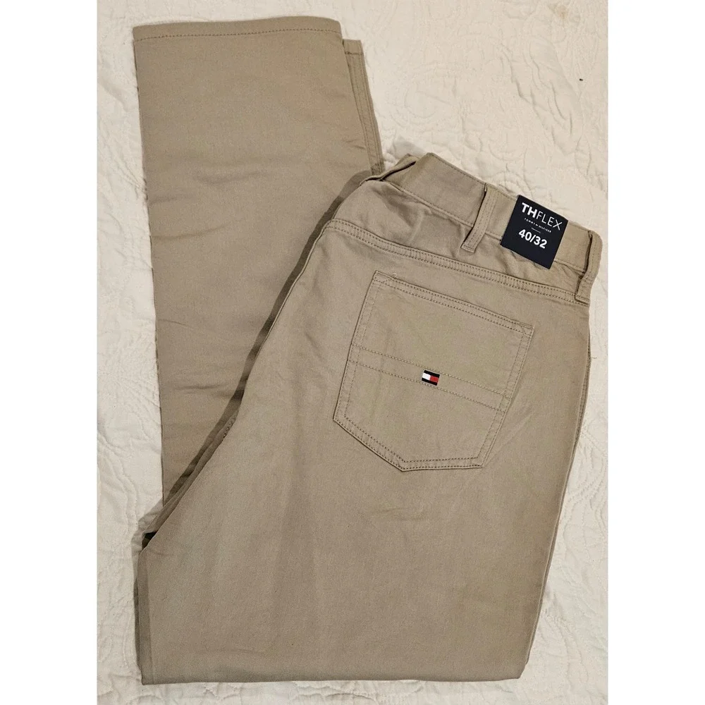 Tommy Hilfiger TH Flex Mens Tan Khaki Straight Leg Pants 40x32